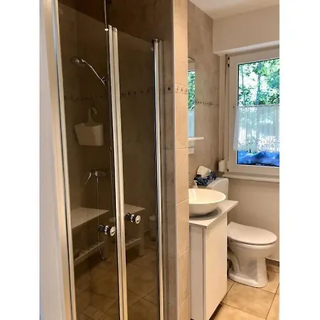 1 - Anett Pollok * Neuruppin