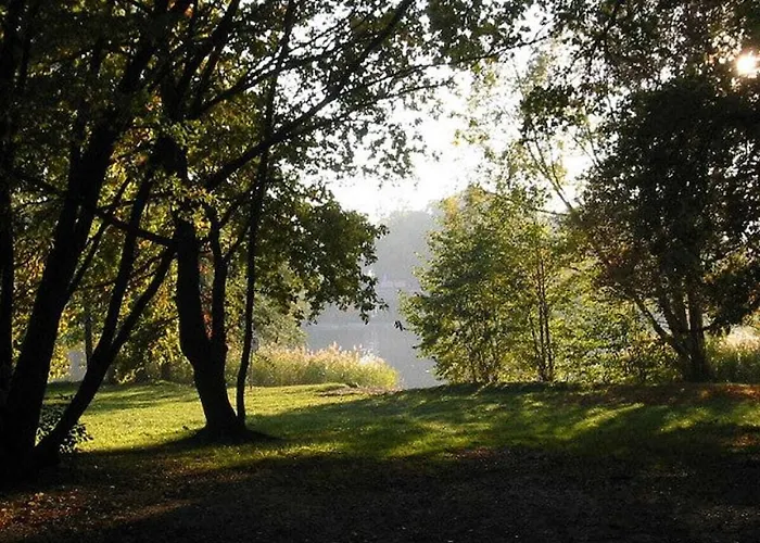 1 - Anett Pollok * Neuruppin